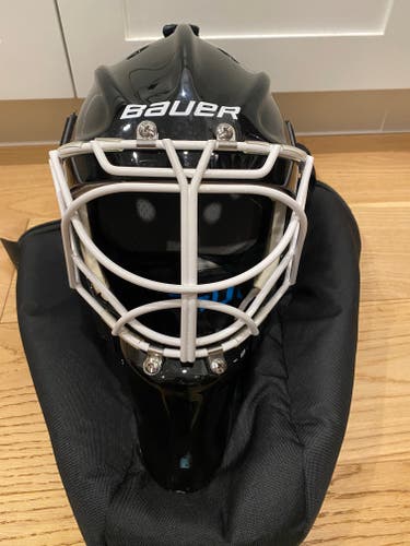 Used Senior Bauer 950X Goalie Mask