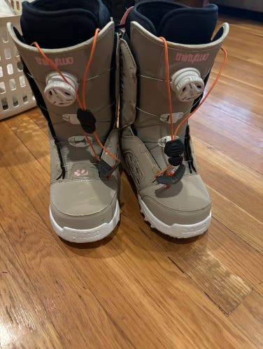 Used Women's Thirty Two All Mountain Snowboard Boots