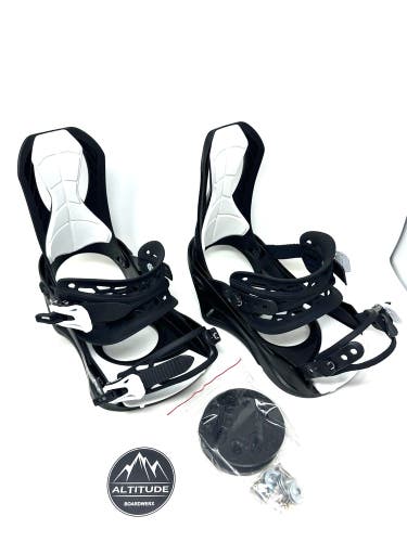 MEN'S ALTITUDE "RIDER" 4X4 BURTON SNOWBOARD BINDINGS (Black) S/M 6-8.5