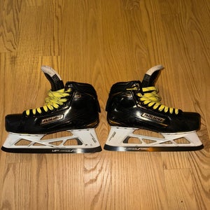 Used Senior Bauer Regular Width  8 2s pro Hockey Goalie Skates