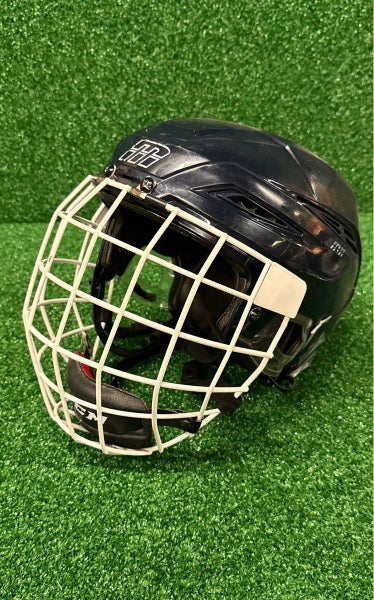 Vaughn M11 Pro Hockey Helmet Medium
