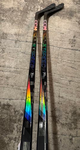 New! 2 Pack! 2 x 75 Flex P28 Right Hand JetSpeed FT7 Pro “Chrome” Hockey Sticks