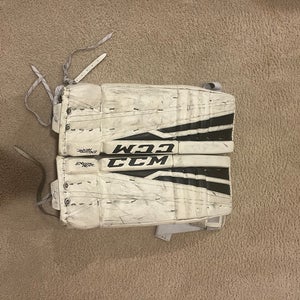 Used  CCM Extreme Flex 760 Goalie Leg Pads