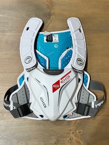 New Large Maverik Shift Shoulder Pads