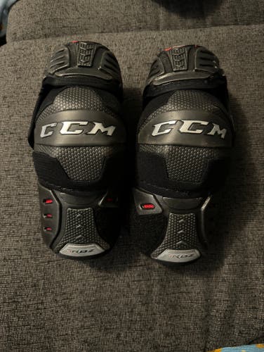 New Senior CCM RBZ 130 Elbow Pads