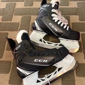 New CCM Size 3 Tacks 9040 Hockey Skates