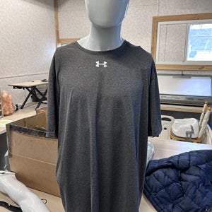 Gray New XL Men's Under Armour Shirt