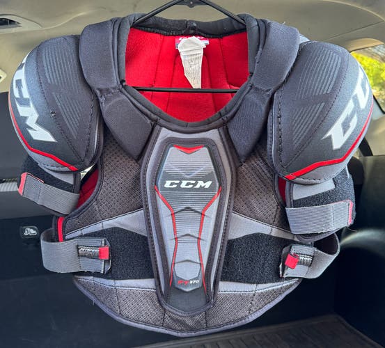 CCM Jetspeed FT370 Shoulder Pads