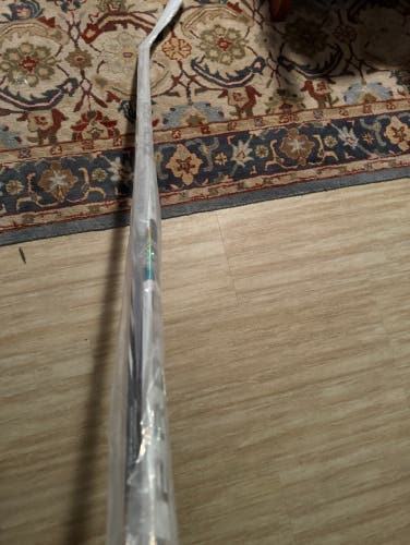New Senior Bauer Right Handed P92 Proto-R Hockey Stick