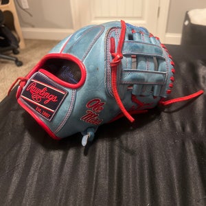 Used Right Hand Throw 11.5" Baseball Glove