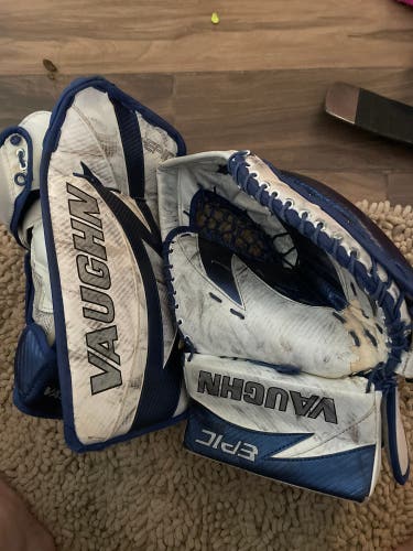 Vaughn Epic 8600 Goalie Bundle