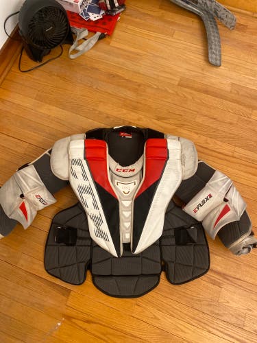 Used  CCM Eflex 5 pro Goalie Chest Protector