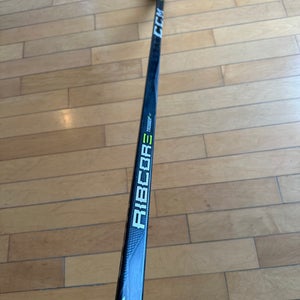 Used CCM Left Hand P29 RibCor Trigger2 PMT Hockey Stick