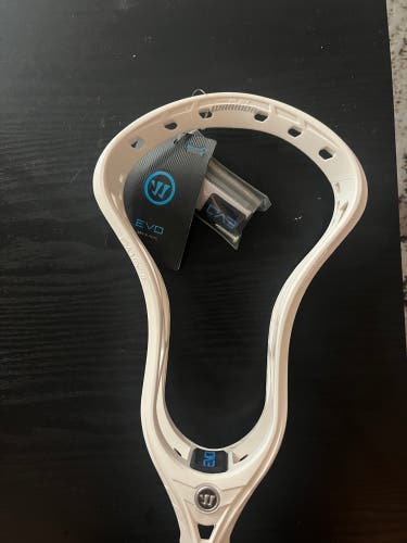 New Attack & Midfield Unstrung EVO QX2-O Head