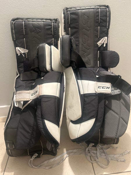 Used  CCM Eflex 5 Goalie Leg Pads