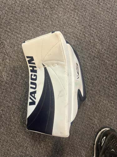 Used 2024 Vaughn Velocity V9 Regular Pro Carbon Blocker