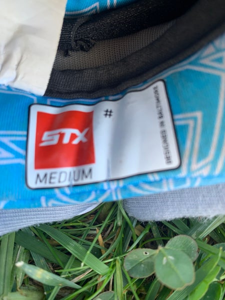 Used STX Surgeon LTZ Lacrosse Gloves | Medium