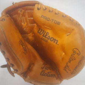 Used Wilson Right Hand Throw Catcher's A2500 Baseball Glove 30"
