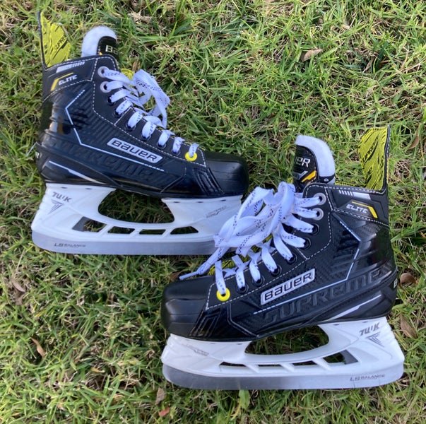 Used Junior Bauer Supreme Elite Hockey Skates | Size 2.5