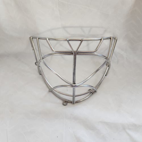 CCM 9000 Goalie Non-Certified Cat Eye Cage Silver – Sr Medium