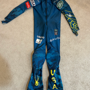 New Large Men's 2020 padded Spyder Ski Suit FIS Legal