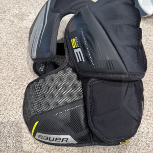 Used Senior Bauer  Supreme 3S Pro Elbow Pads