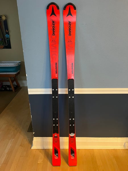 Men's 2019 Atomic S9 FIS SLM 165 cm Racing Skis Without Bindings