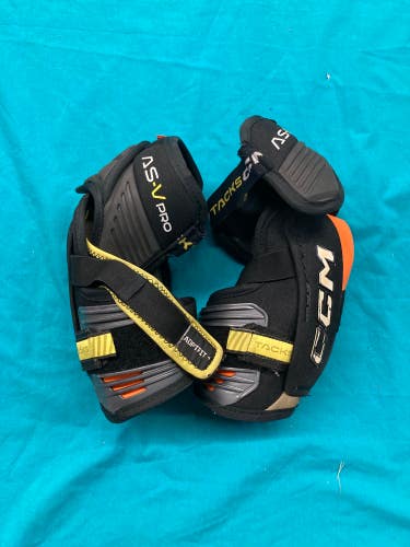 Used Junior Large CCM Tacks AS-V Pro Elbow Pads