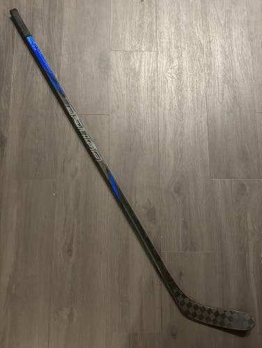 Pro Stock Bauer Nexus Tracer Left Hand 77 Flex Stick