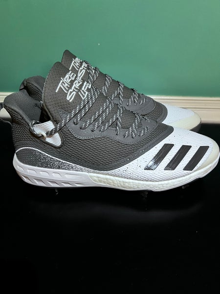 Gray New Men's Low Top Metal Icon V Boost