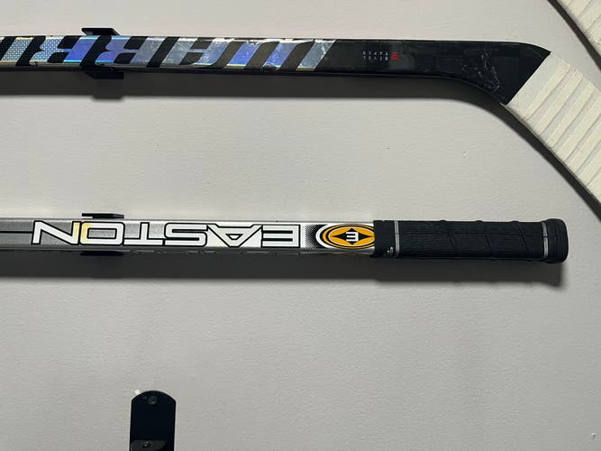 EASTON SYNERGY RIGHTY HOCKEY STICK - SILVER - P92 87 FLEX