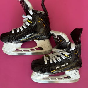 Used Bauer Regular Width Size 1.5 Supreme M5 Pro Hockey Skates