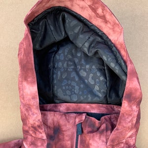 Used Volcom Fern Insulated Gore-Tex Pullover | Women's XS