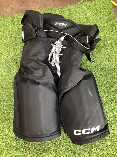 Used Women's Senior Small CCM Jetspeed FTW Hockey Pants