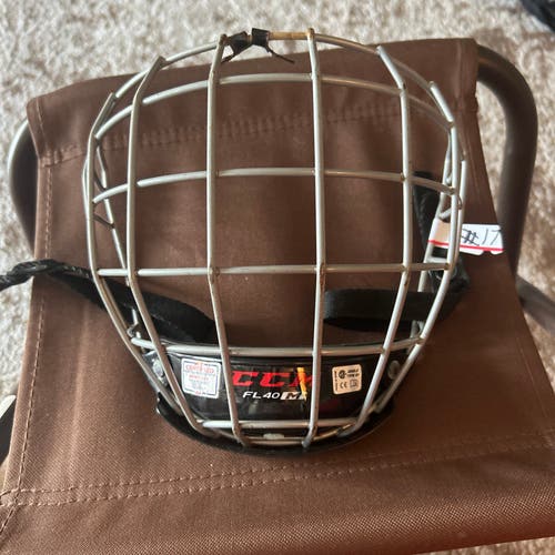 Ccm FL 40 M Hockey Face Cage Mask