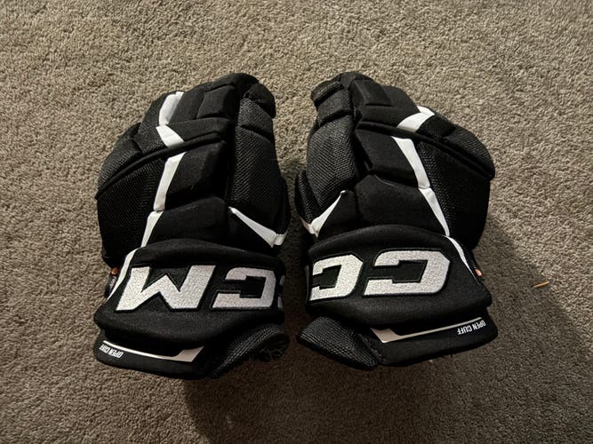 Used  CCM 13"  JetSpeed FT6 Gloves