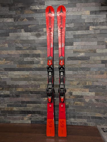 165 cm Atomic Redster S9 Skis with X12 Bindings