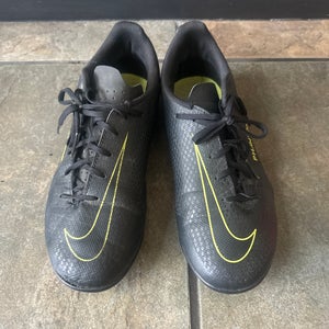Black Used Size 6.0 (Women's 7.0) Nike Turf Cleats Phantom gt Cleats