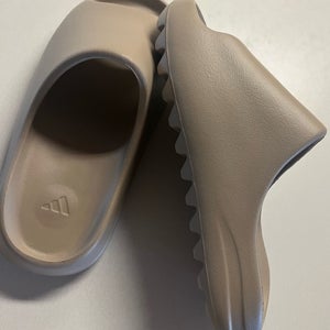 Men's Size 11 Pure Adidas Yeezy Slide Sandals New NO BOX