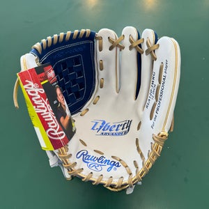 New 2025 Rawlings Right Hand Throw Liberty Advanced Softball Glove 12"