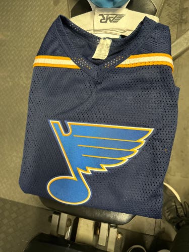 Blue Used Men's Athletic Knit Jersey