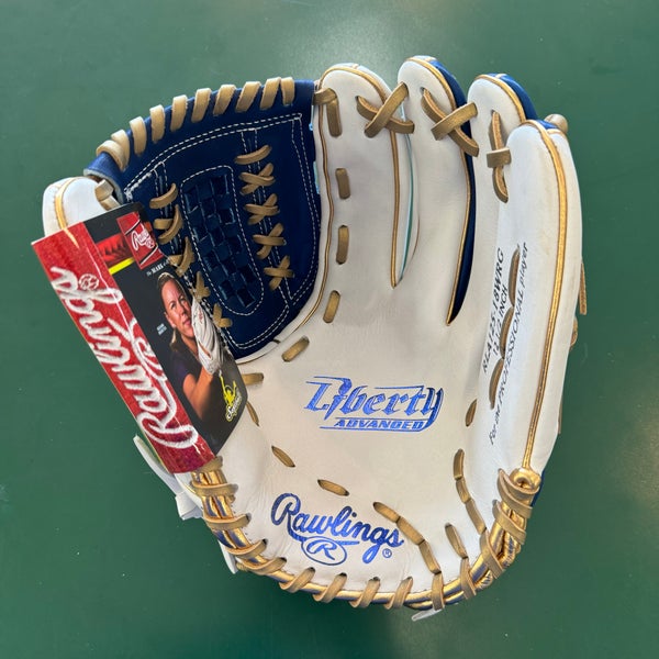 New 2025 Rawlings Right Hand Throw Liberty Advanced Softball Glove 12.5"