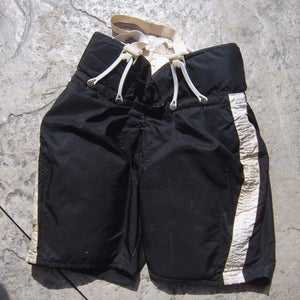 Free Shipping - Vintage Good Condition Cooper HP15 Senior Large (40-42) Hockey Pants