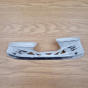 Size 287 Used CCM SB 4.0 Hockey Skate Holder with Runner