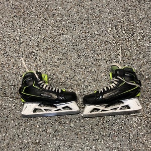 Used Senior Bauer Regular Width  11.5 gsx Hockey Skates