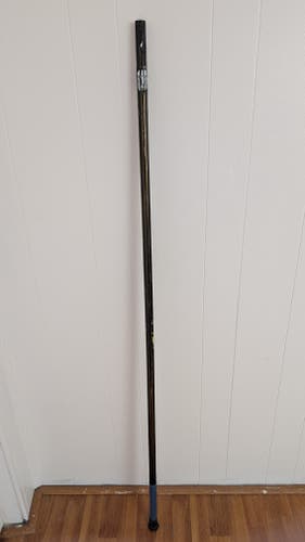 Used StringKing Defense Shaft