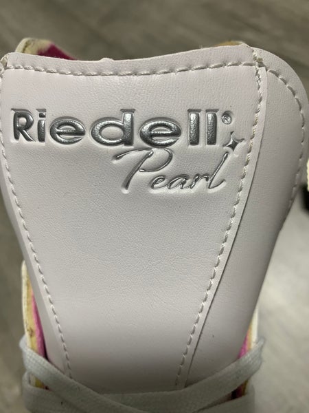 New RIEDELL 114 PEARL WHITE FIGURE SKATES - WOMEN`S SIZE 9