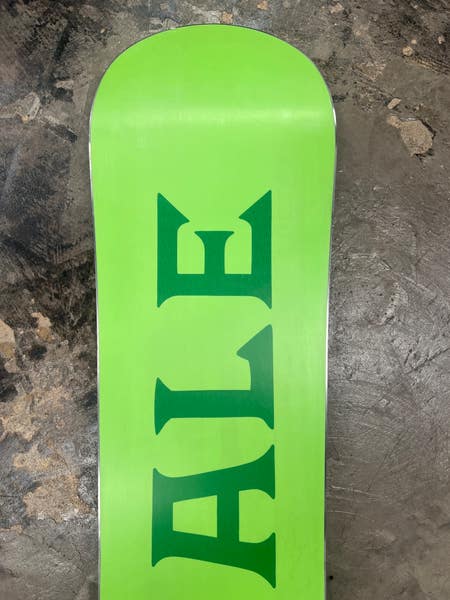 New 159cm Never Summer Sierra Nevada Snowboard without Bindings 
