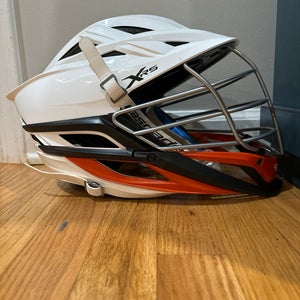 Used Adult Cascade XRS Goalie Helmet