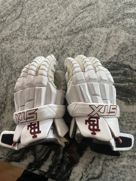 Custom Boys’ Latin lacrosse gloves